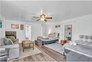 Unclassified image, 2 of 10, button