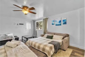 Unclassified image, 4 of 10, button