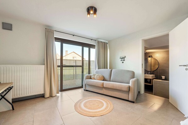 Imagen sin descripción, 1 de 9, botón