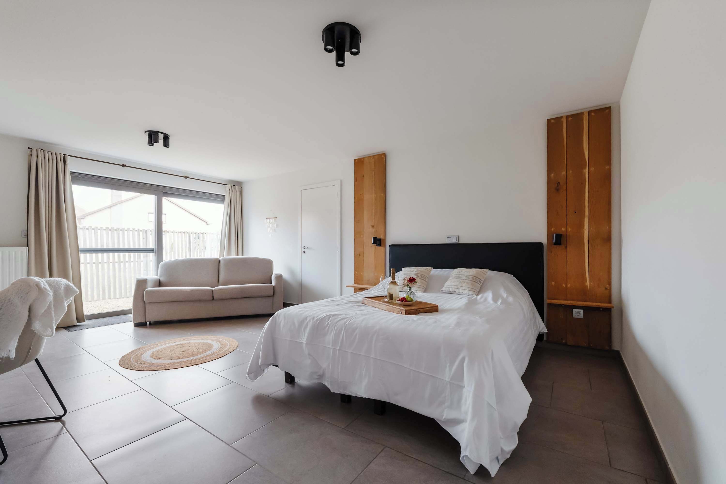 1 bedroom, WiFi, bed sheets