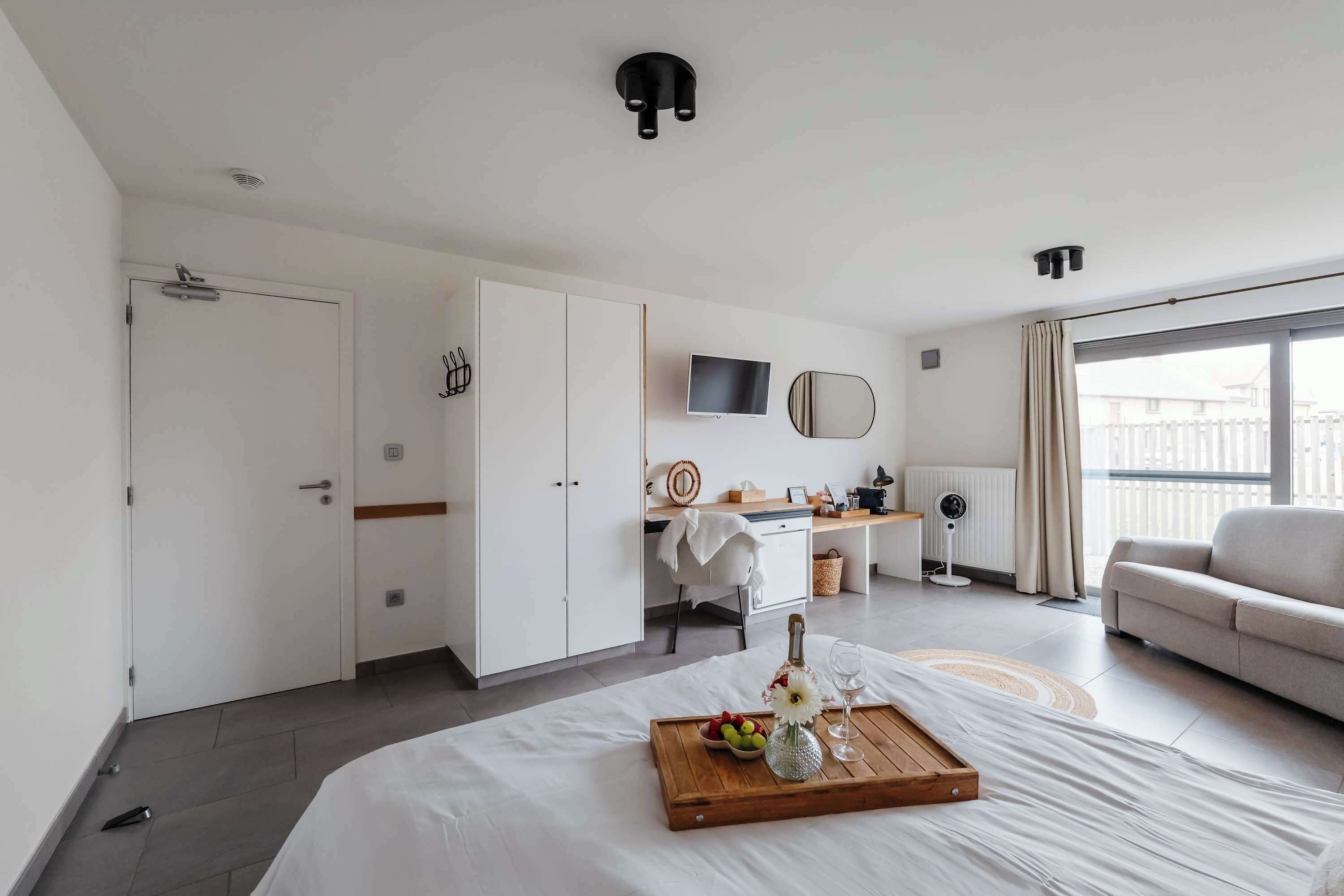 1 bedroom, WiFi, bed sheets