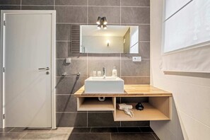 Oklassificerad bild, 5 av 9, knapp