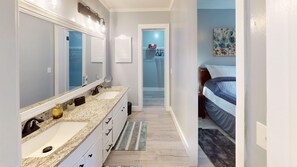 Unclassified image, 2 of 22, button - Golf Trip Ready | 4BR Near RTJ Capitol Hill (Prattville)