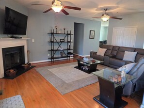 Unclassified image, 5 of 61, button