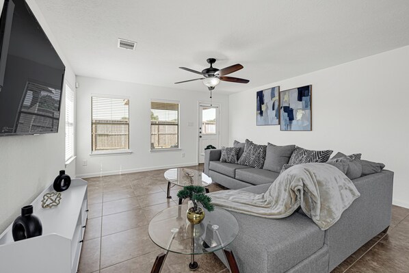 Unclassified image, 1 of 11, button