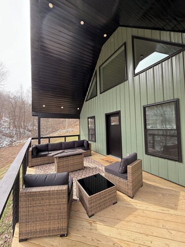 Sandstone Lodge of Hollerwood, Red River Gorge, Ky