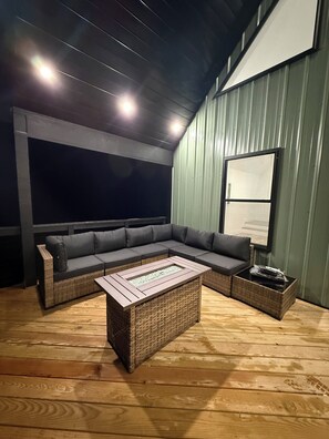 Luokittelematon kuva, 2 kautta 13, painike