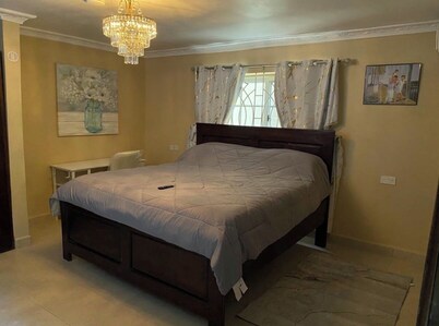 1 Bdrm luxury at Secluded Estate with Free 24/7 Solar. No more electricity cost