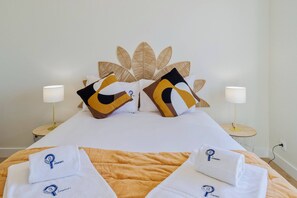 1 chambre, fer et planche à repasser, accès Internet, draps fournis