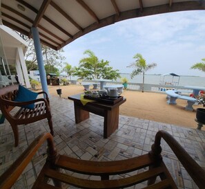 Terrace/patio - Dinuda Resort (Kudawa)