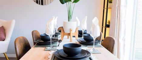 House, 3 Bedrooms | Dining room