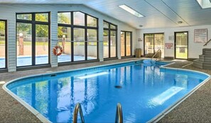 Indoor pool - Indoor Pool & Sauna | Minutes to Branson 76 Strip (Branson)