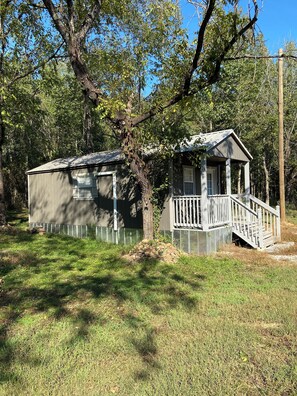 Unclassified image, 3 of 9, button