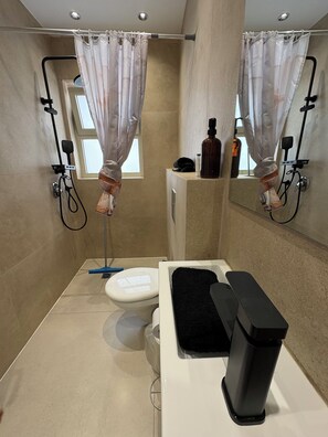 Unclassified image, 2 of 10, button - New Modern Studio Near Beach & Tel Aviv | West Rishon LeZion (Rishon LeZion)