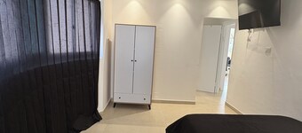 New Modern Studio Near Beach & Tel Aviv | West Rishon LeZion