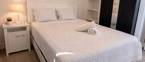 2 habitaciones, internet y ropa de cama