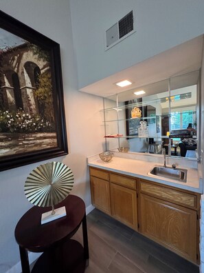 Interior - Charming & Cozy 2+2 House in Cathedral City/ Palm Springs (Cathedral City)