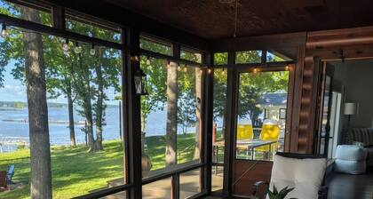 Charming Waterfront Cabin on Monkey Island at Grand Lake. Pet Friendly!