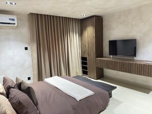 3 bedrooms, iron/ironing board, WiFi - Rustic Limewash Haven, 3bd x3bath, Mojave, Lekki Phase 1 (Lekki)
