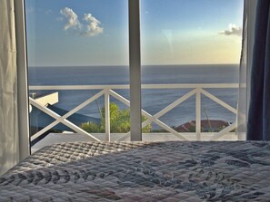 2 soveværelser, pengeskab på værelset, strygejern/strygebræt