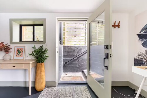 Stylish Wallingford Retreat - Walk to Gas Works