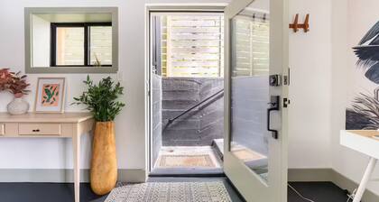 Stylish Wallingford Retreat - Walk to Gas Works