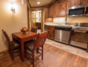 Deluxe Cabin, Mountain View | In-room safe, desk, laptop workspace, iron/ironing board - Westgate Smoky Mountain Resort and Spa (Gatlinburg)