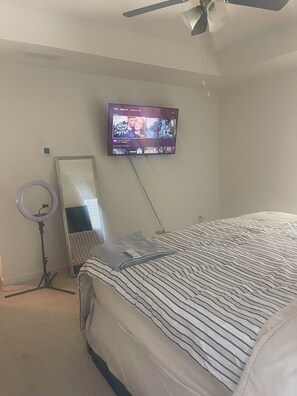 4 makuuhuonetta, silitysrauta/-lauta, internet, vuodevaatteet