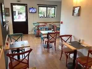 Dining - Citotel Monet (Honfleur)