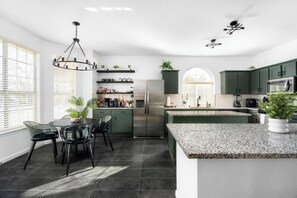 Fridge, microwave, oven, stovetop - Luxury 7BR Pool, Hot Tub & 4 Car Parking (Pflugerville)