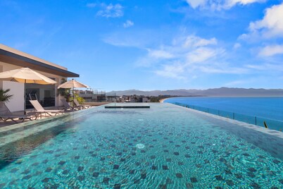 Discover Nayarit Naarena, a cozy beachfront condo in Bucerias, perfect for couples.
