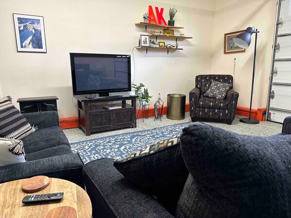 Unclassified image, 1 of 13, button