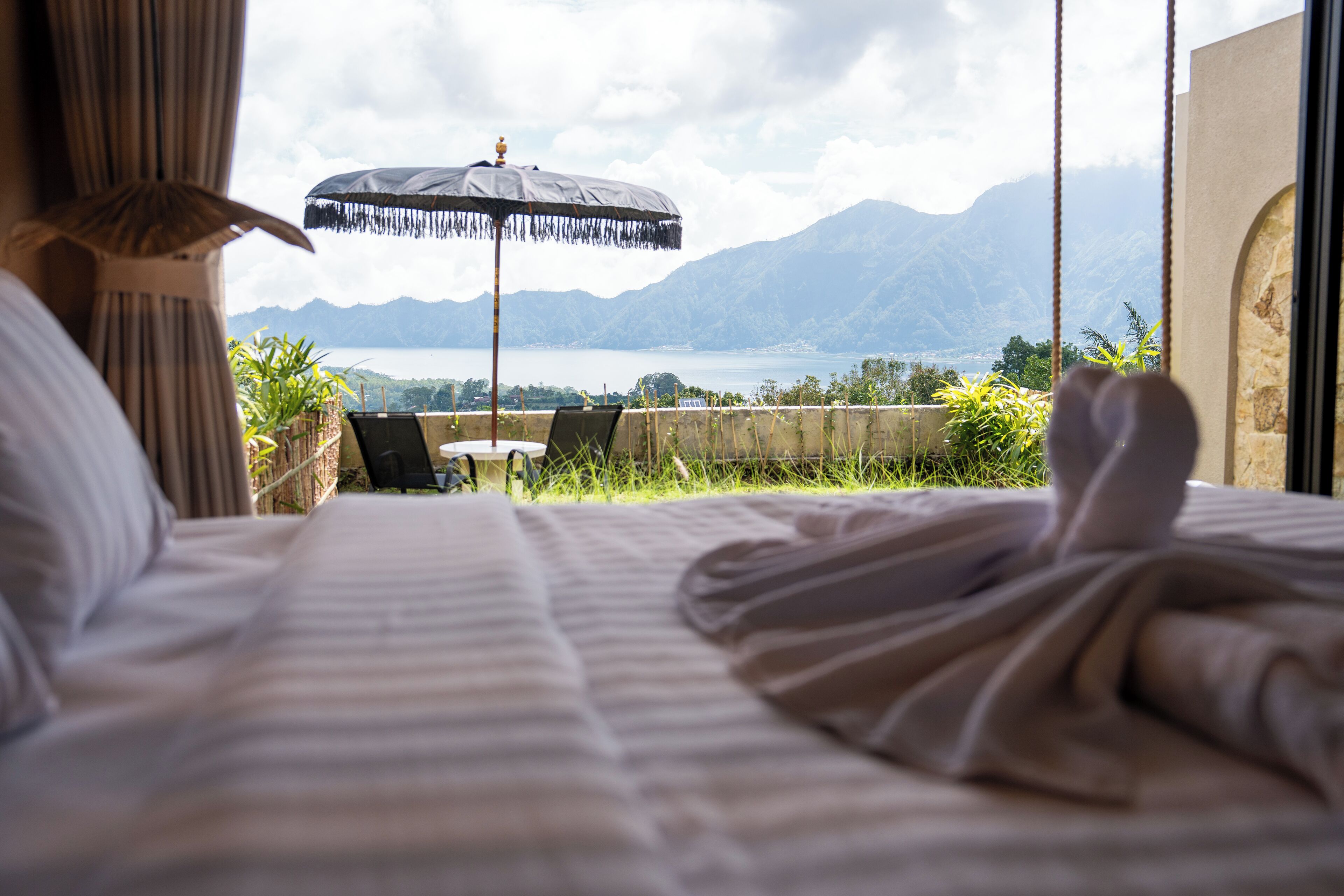 Panoramic Villa, 1 Bedroom, Private Pool, Mountain View | Egyptian cotton sheets, premium bedding, minibar, desk