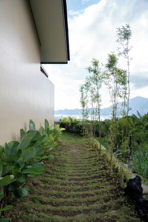 Panoramic Villa, 1 Bedroom, Private Pool, Mountain View | Property grounds