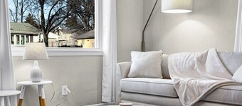 Boutique 1BR near Dining & Hospital. Office. Garage.