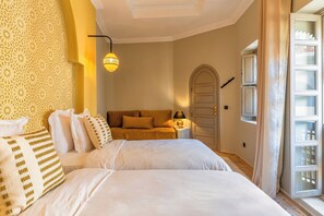 Imagen sin descripción, 2 de 14, botón