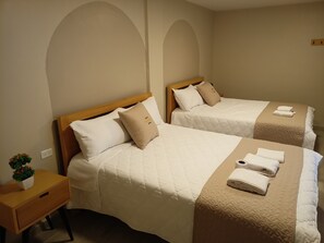 コンフォート 4 人部屋 コートヤードビュー