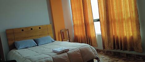 Classic Room, Mountain View | Free WiFi