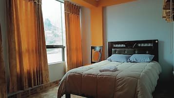 Classic Room, Mountain View | Free WiFi