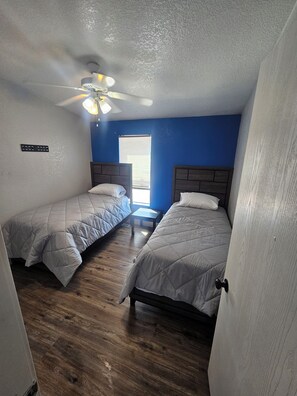 4 habitaciones, ropa de cama y acceso para silla de ruedas 