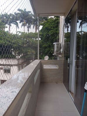 Property grounds - Studio 309, Lapa, close to everything that matters in Rio. Air conditioning, kitchen, and balcony! (Rio de Janeiro)