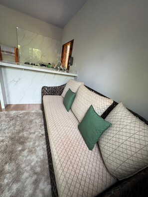 星評価なしの画像、3 / 16、ボタン