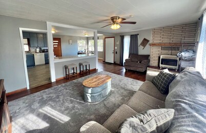 Cozy House Near Norfork Lake in Mountain Home