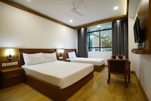 Deluxe Triple Room, Garden View | Free WiFi
