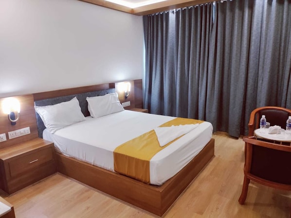 Deluxe Double Room, Garden View | Free WiFi