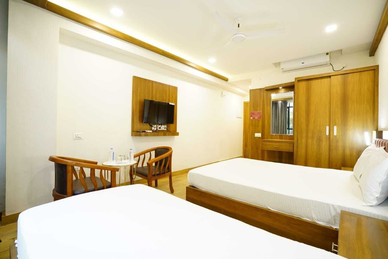 Deluxe Triple Room, Garden View