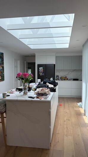 Immagine non classificata, 3 di 6, pulsante