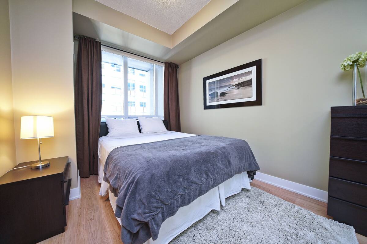 Studio Suite | Blackout curtains, iron/ironing board, free WiFi