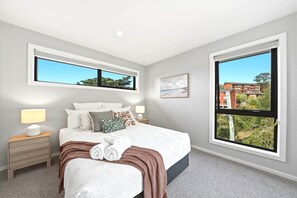 Unclassified image, 5 of 50, button - Sandy Bay Retreat Close to Hobart CBD & Beach (Sandy Bay)
