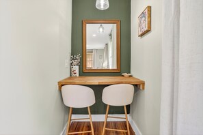 Interior - Magnolia Soul- Modern Southern Retreat (Macon)